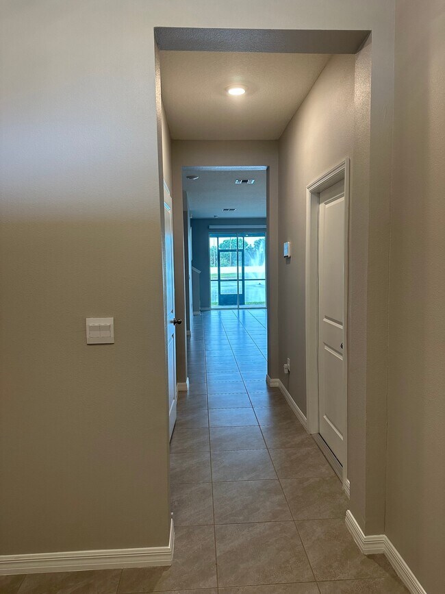 Foto del edificio - 3915 Goldheart Blvd