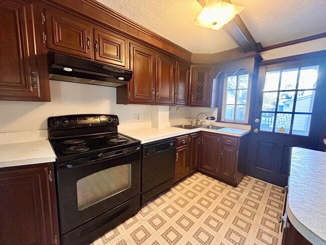 Foto del edificio - 214 S School Ln