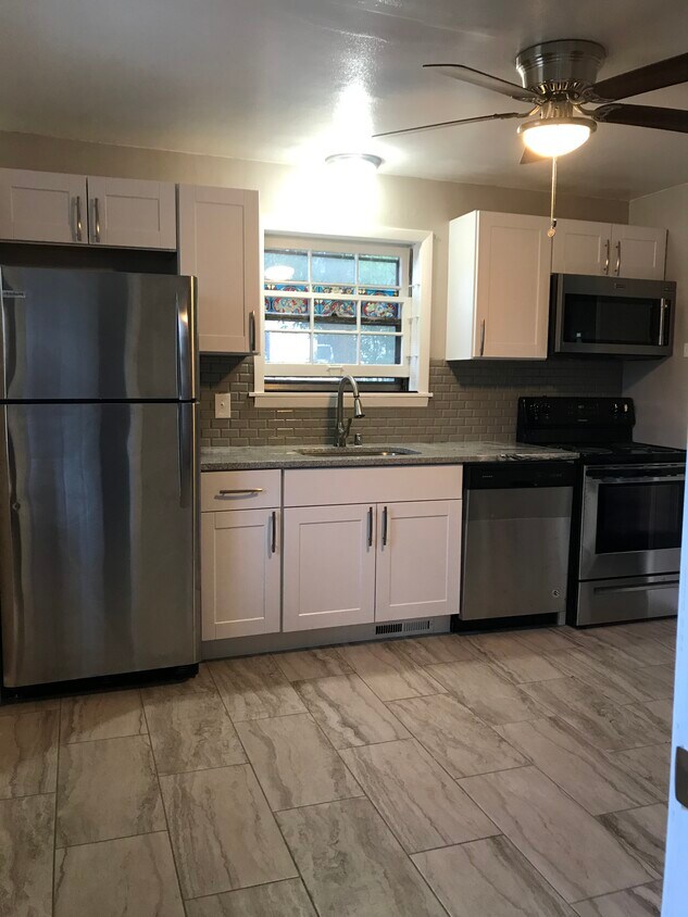 Foto principal - 4080 S Burrell St