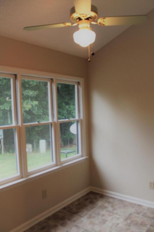 Building Photo - 1021 Cedar Place Ct