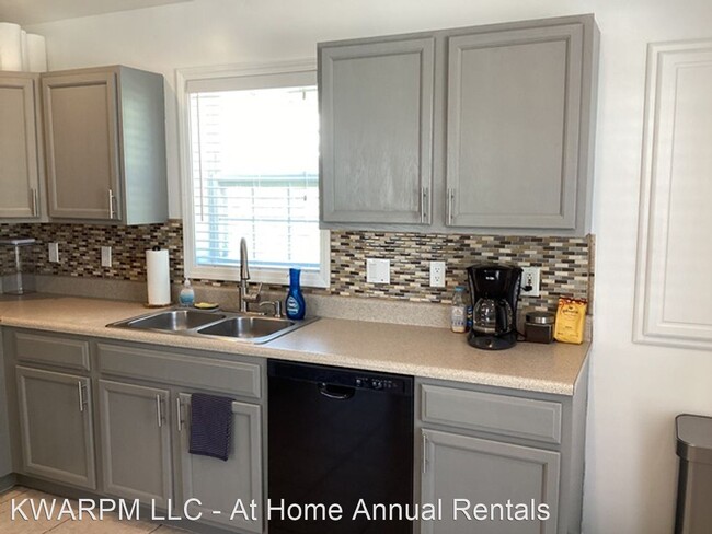 Foto del edificio - 4 br, 1.5 bath House - H16 Miriam Street
