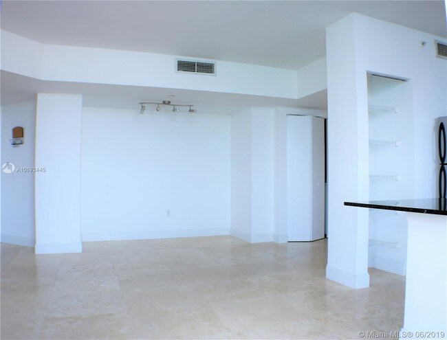 Foto del edificio - 1330 West Ave