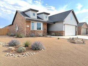 Building Photo - 317 Cowboy Ln