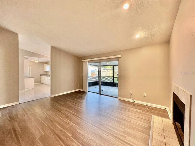 Building Photo - 1219 Mohrlake Dr