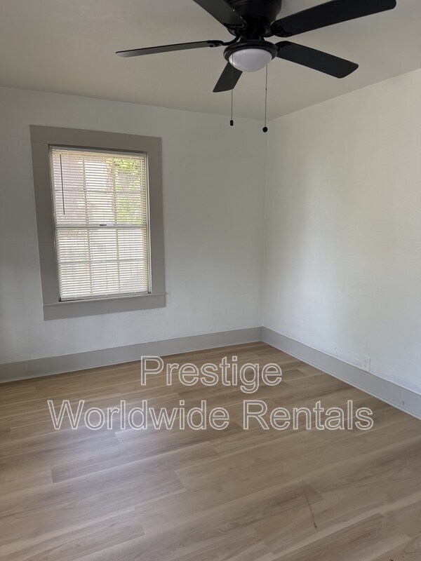 Foto del edificio - 1051 43rd St