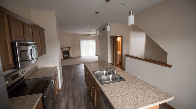 Foto del edificio - Reduced Rate! Flexible Move-In!