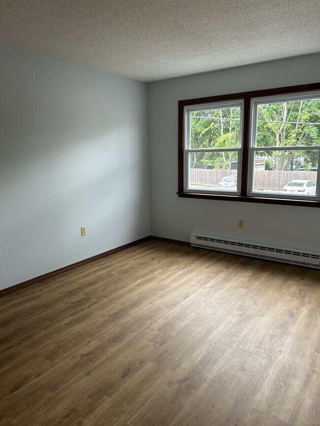 Foto del edificio - 46 N Cherry St