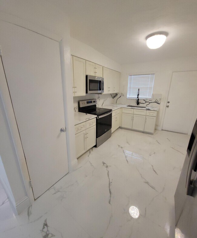 Foto del edificio - 222 SW 12th Ave