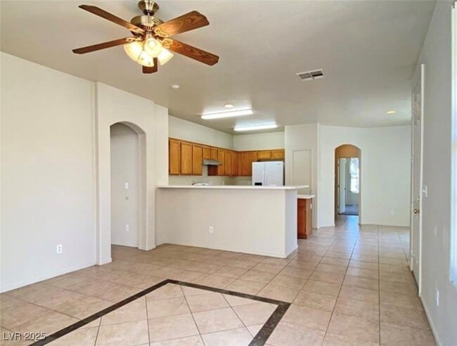 Foto del edificio - 2620 Wooly Rose Ave