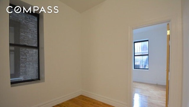 Foto del edificio - 274 Mott St