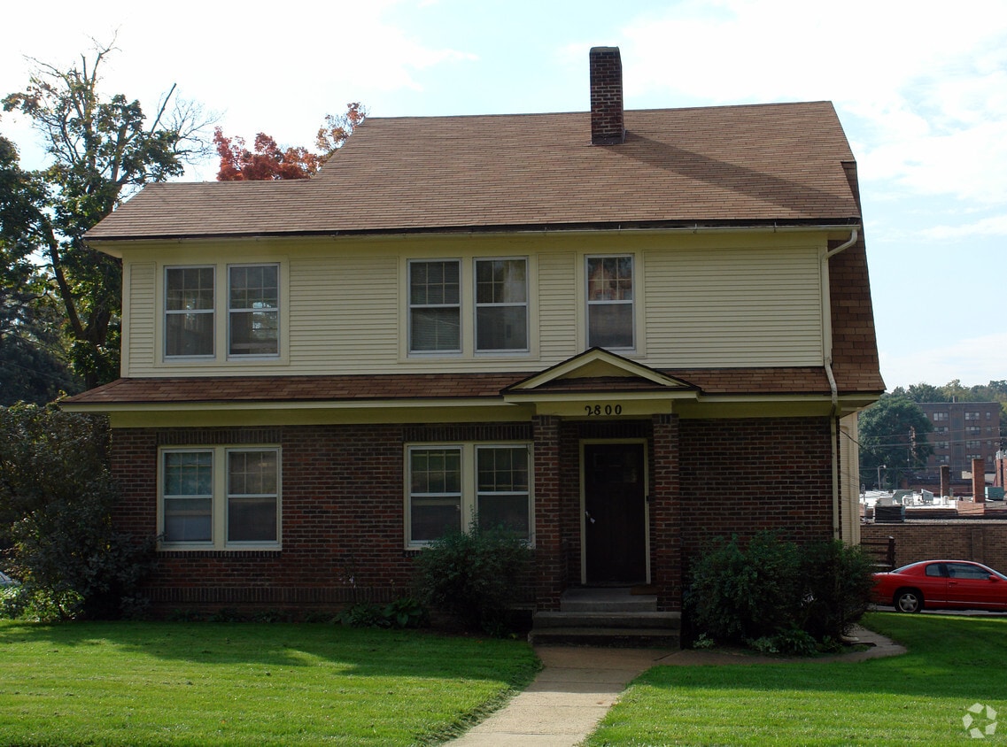 Building Photo - 2800 High St