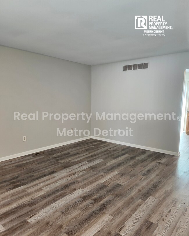 Foto del edificio - 39443 Jefferson Ave