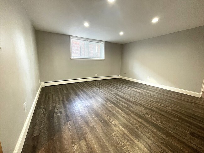 Foto del edificio - 8 Bryon Rd