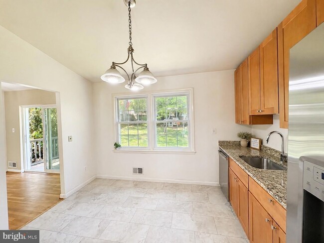 Building Photo - 13208 Hathaway Dr