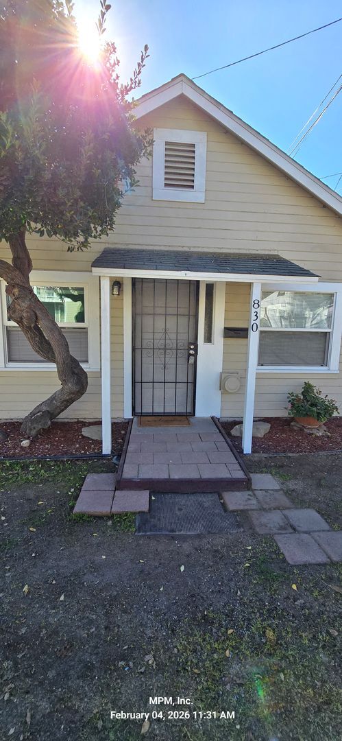 Foto del edificio - 830 16th St