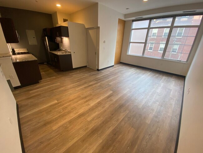 Foto del edificio - 379 Harrison Ave