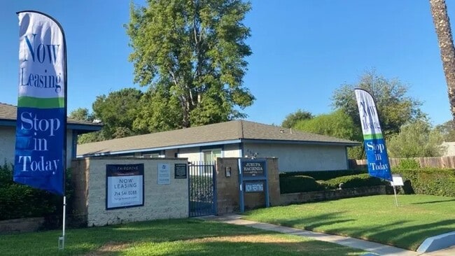 Building Photo - Jurupa Hacienda Apartments