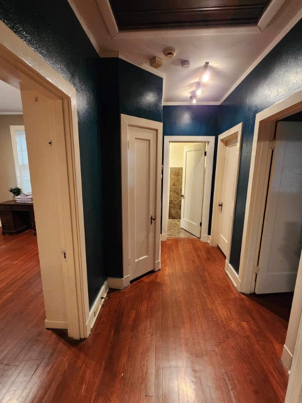 Building Photo - 1103 Military Rd