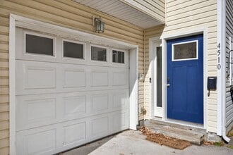 Building Photo - 4510 Lee Ave