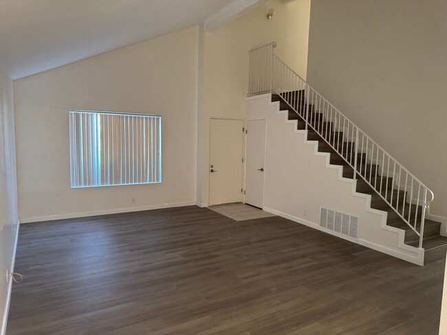 Foto del edificio - Mt Royal - 4 bedroom home - Clairemont Mesa