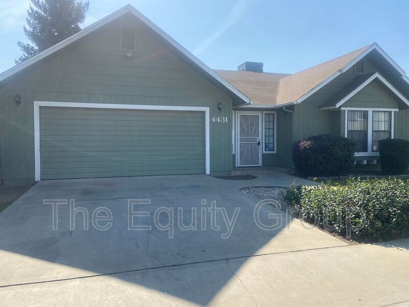 4431 W Myrtle Ave, Visalia, CA 93277 Condo for Rent in Visalia, CA