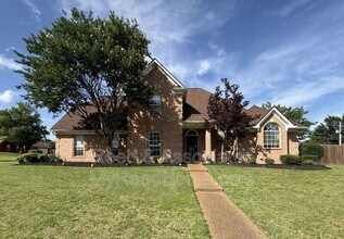 Building Photo - 3066 Shadow Green Ln
