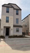 Building Photo - 4540 Community Ct