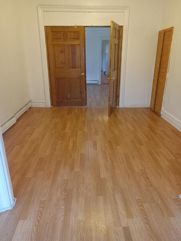 521 Garfield Ave Unit 2nd floor, Jersey City, NJ 07305 Apartments in