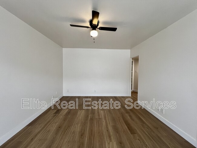 Building Photo - 2331 Smythe Ave