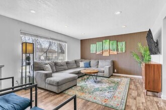 Building Photo - 423 W 1640 S