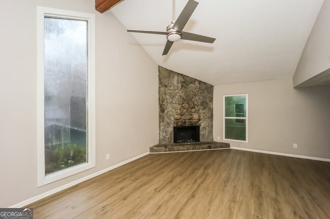 Foto del edificio - 4433 Woodbank Ln