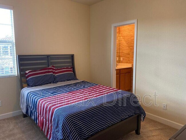 Foto del edificio - 4304 Chalmers Ln