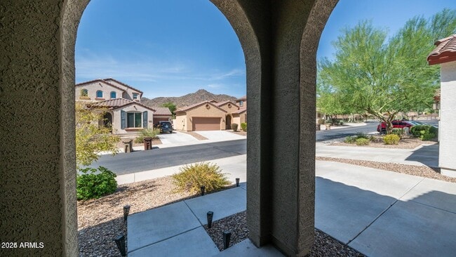 Building Photo - 7351 W Palo Brea Ln