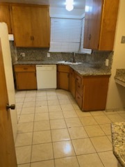 Dishwasher - 10931 Wilkie Ave