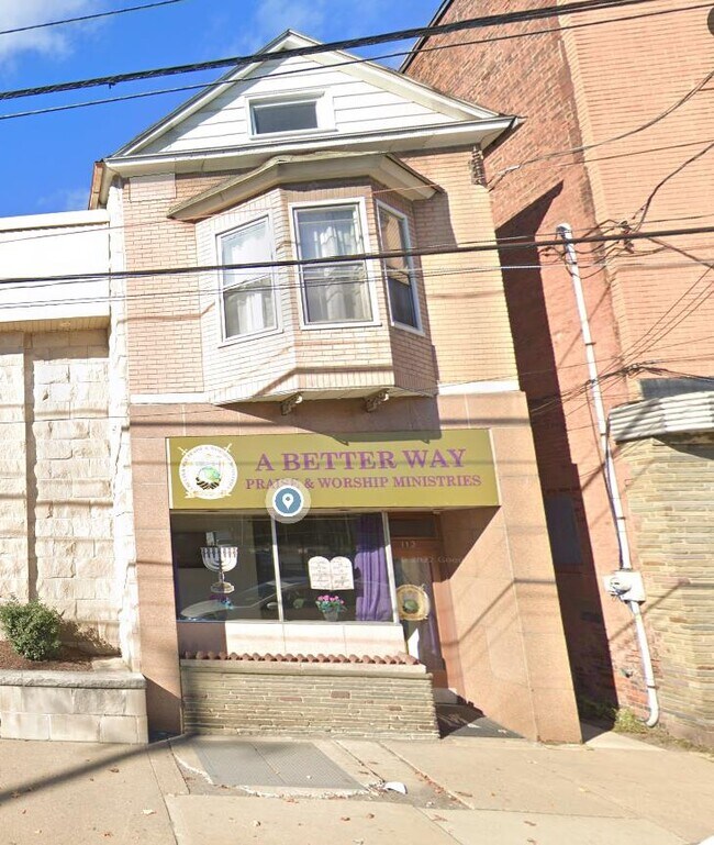 Foto del edificio - 113 W Main St