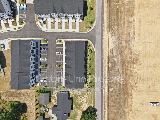 Building Photo - 2308 Oakwood Mdws Ct