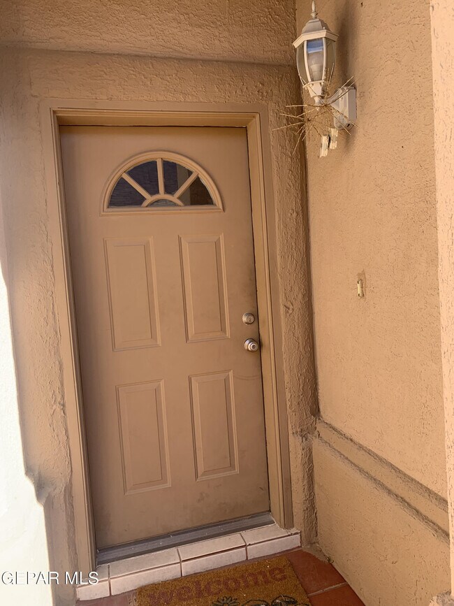 Building Photo - 12226 Maria Seanes Dr