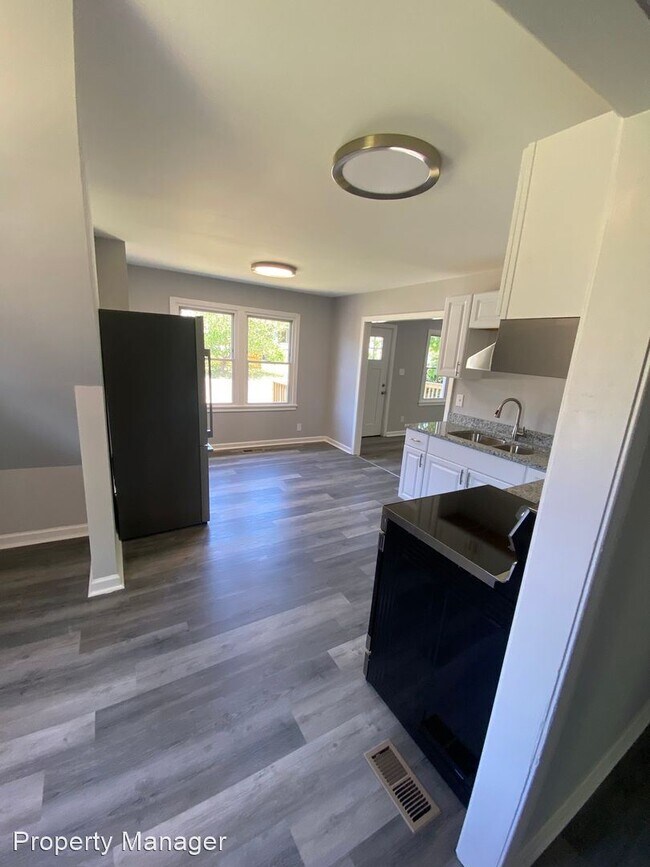 Building Photo - 2 br, 1 bath House - 2510 Woodbine Ave