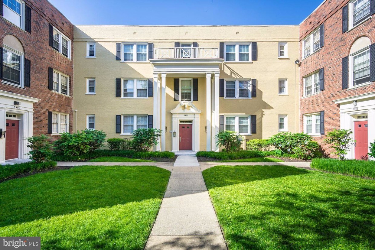3907 Pennsylvania Ave SE Unit 101, Washington, DC 20020 Condo for
