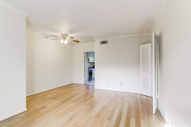 Foto del edificio - 91 Rumson Rd NE