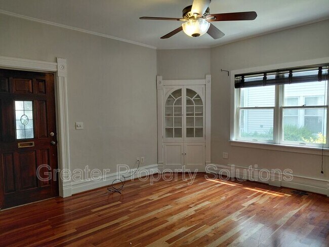 Foto del edificio - 307 Washington St