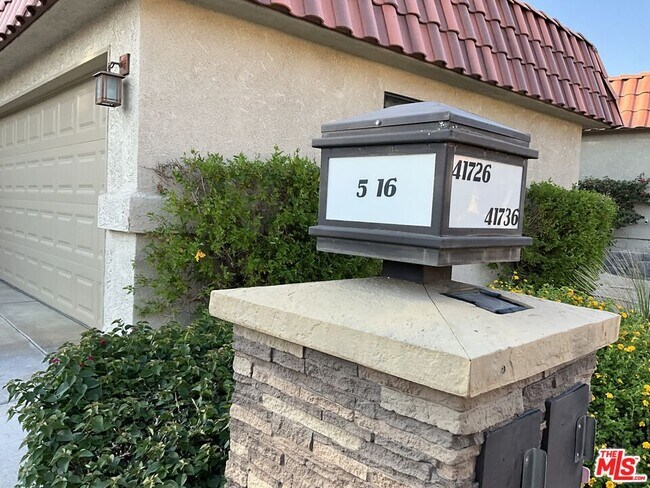 Foto del edificio - 41726 Resorter Blvd