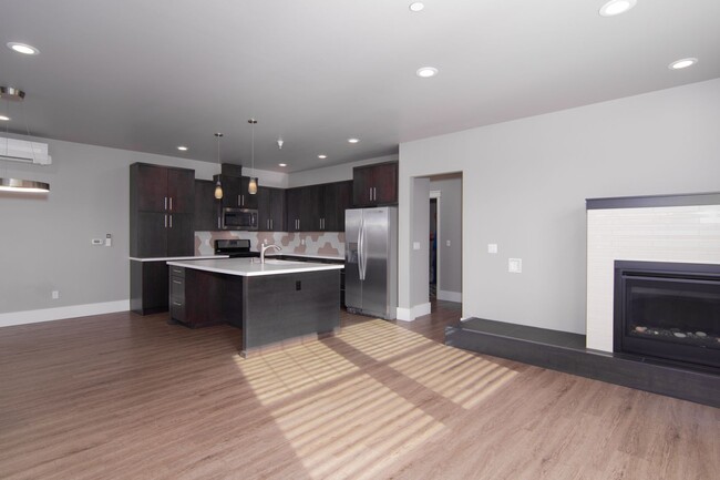 Foto del edificio - Liberty Lake Stonehill Luxury Condo in the...