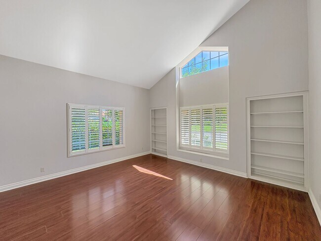 Building Photo - Spacious Oceanside Retreat with Pool, Spa,...
