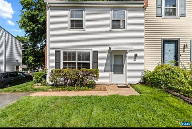 Building Photo - 815 Prospect Ave