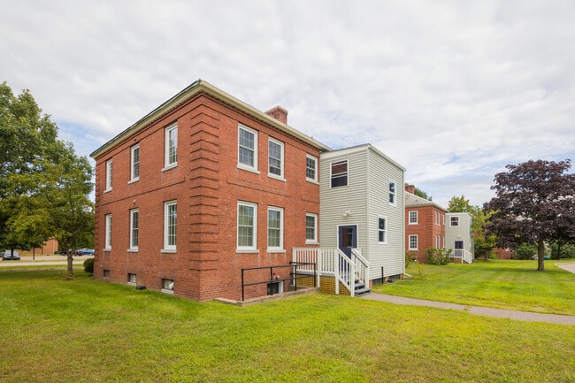 Building Photo - Ethan Allen Apts