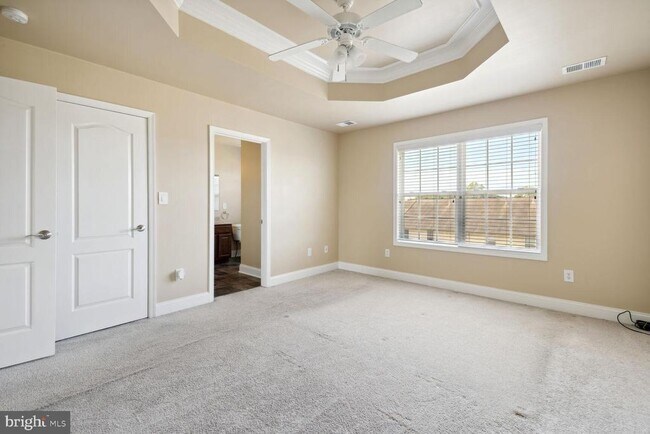 Building Photo - 225 Whitley