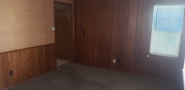 Building Photo - 1436 SW 44th St