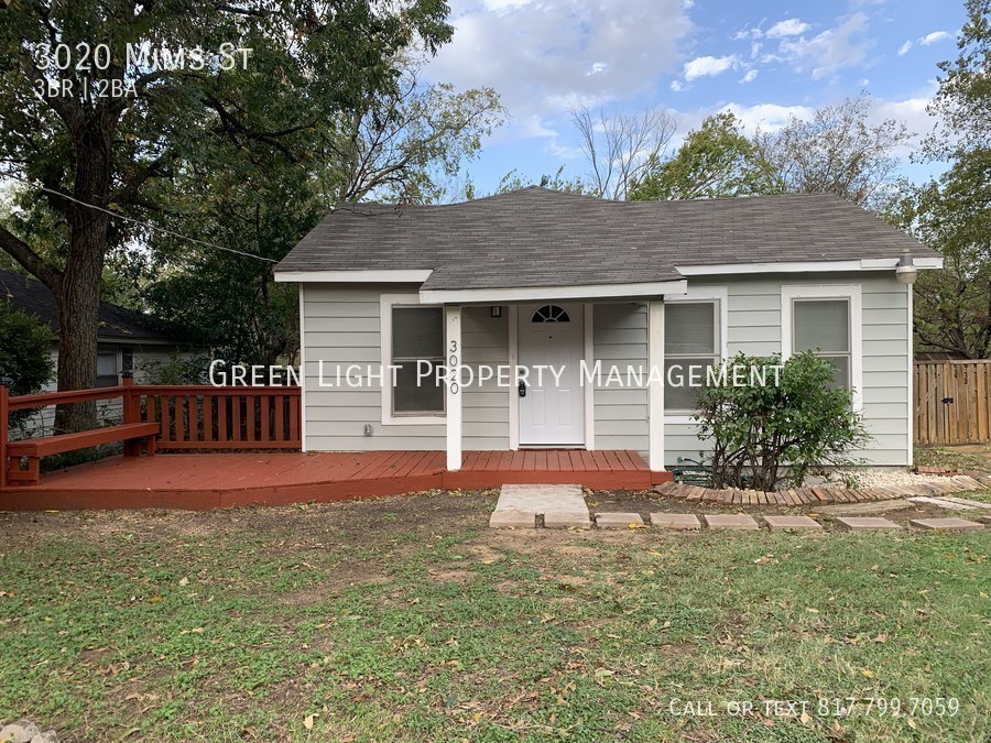 Foto principal - 3020 Mims St