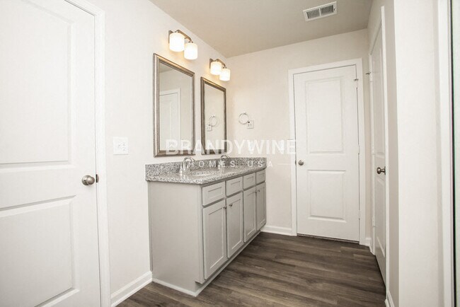 Foto del edificio - $2,106– With our move-in promotion, it’s l...